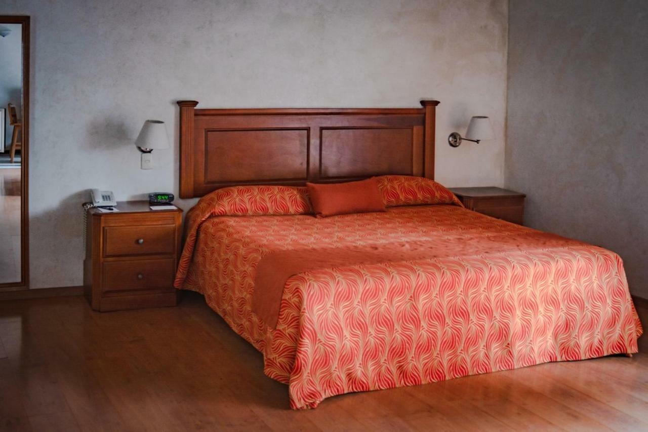 Hostal De La Monja Durango Bagian luar foto